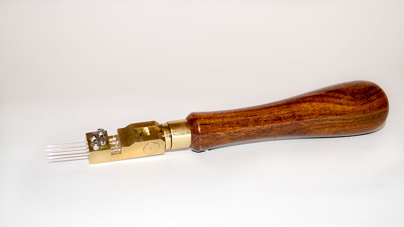 Product image 1 of the product “Tuning needle holder palisander handle ”